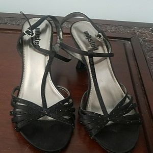 Strappy dress sandal